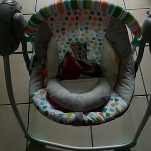 Baby swing for 6months to a year
